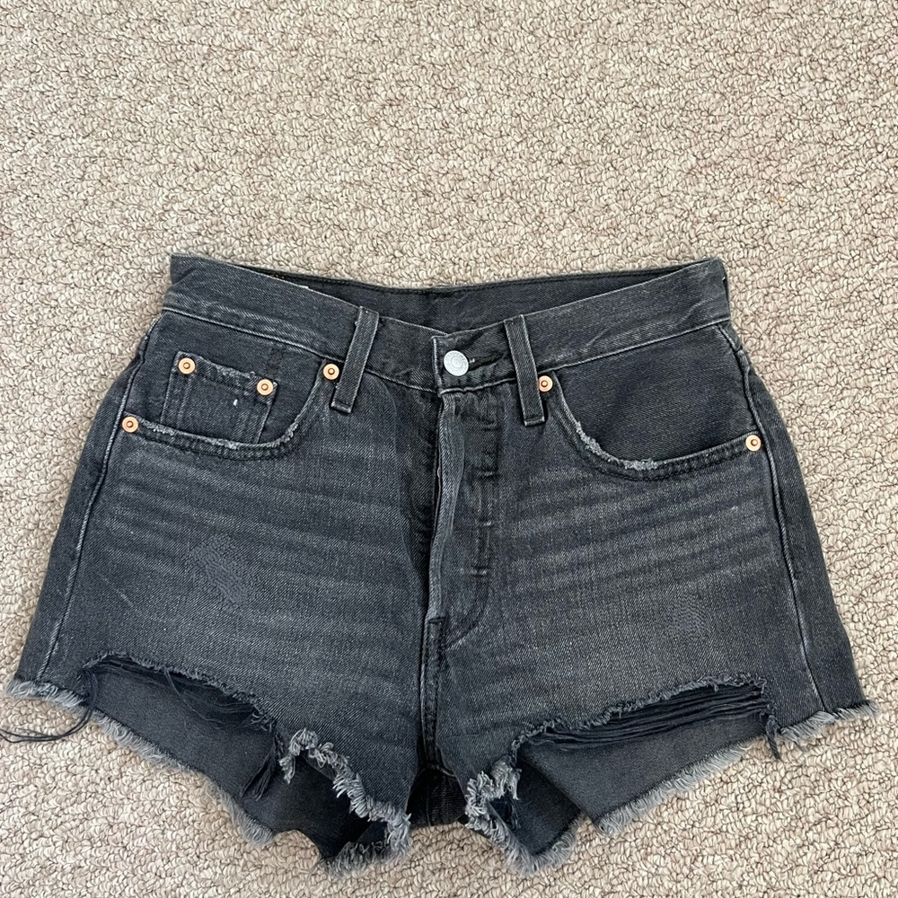 Black Levi shorts size 25